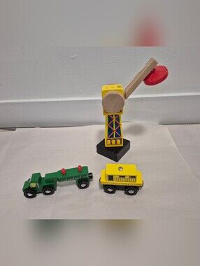 Melissa And Doug Crane With Cargo Lift And Magnetic Cargo And Truck